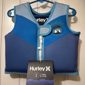 NWT INFANT LIFE JACKET